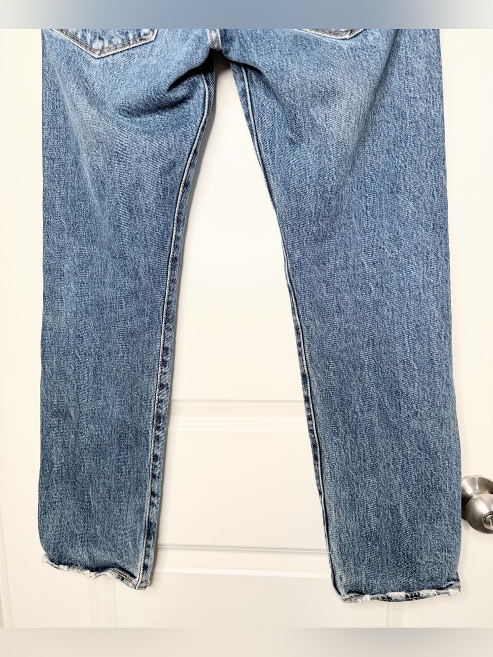 Levi’s 501 Jeans W31 L30 Blue 100% Cotton Button Fly Straight Leg Distressed - Picture 9 of 9